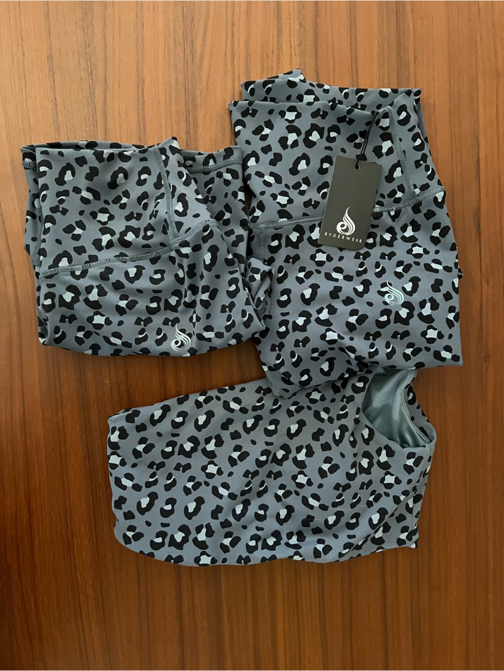 Ryderwear Gray and Black Leopard Print Kids One-Piece size small set
